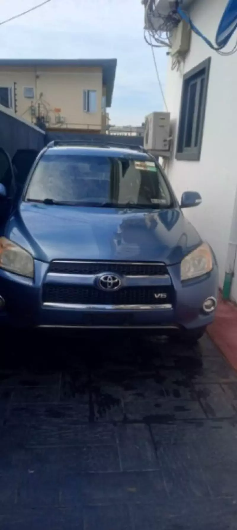 Toyota RAV4 - 2012