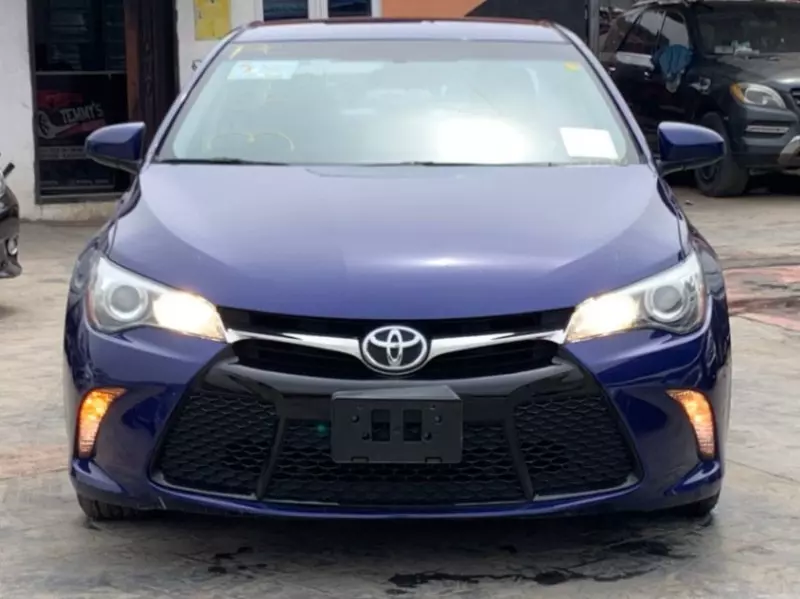 TOYOTA Camry   - 2015
