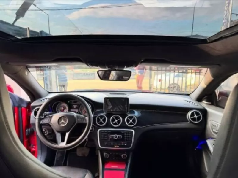 Mercedes-Benz CLA 250   - 2014