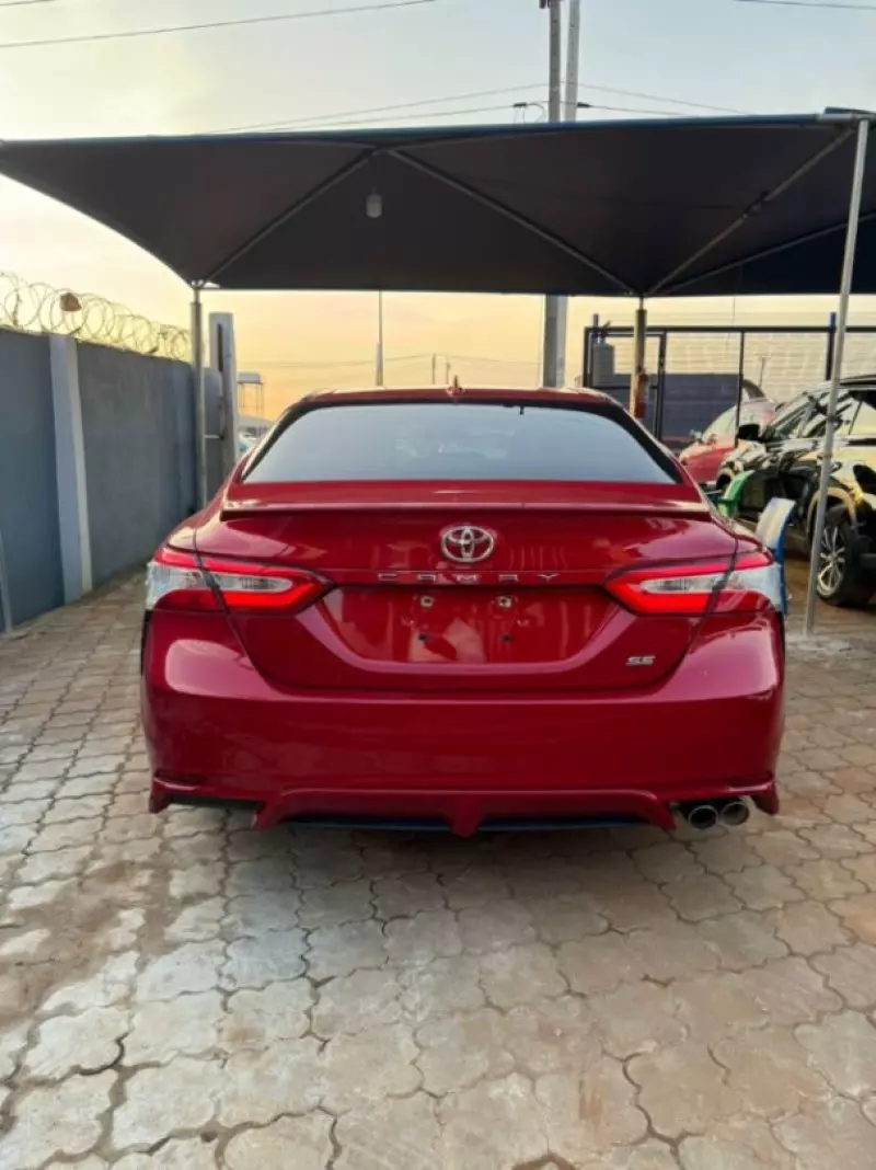 Toyota Camry   - 2020