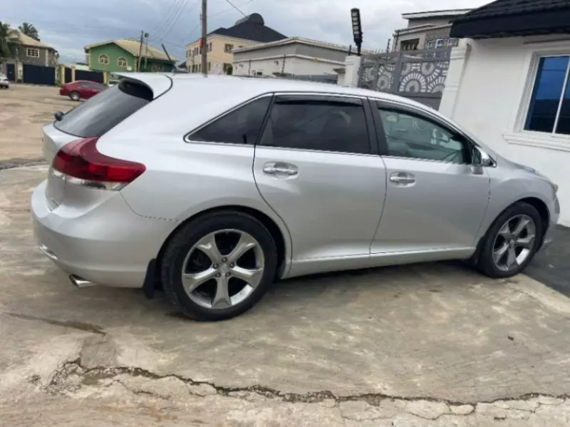 Toyota Venza - 2013