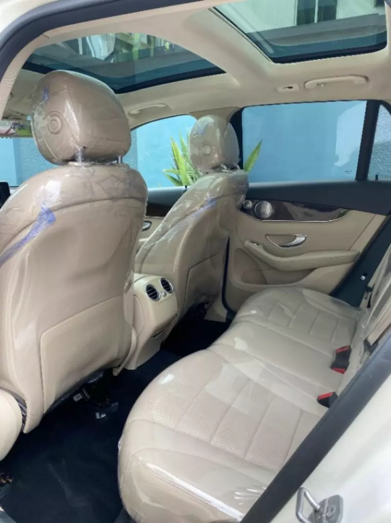 Mercedes-Benz GLC 300   - 2017