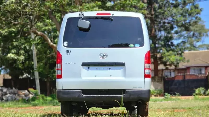 TOYOTA Hiace   - 2018
