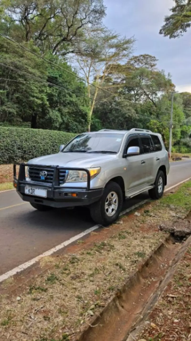 TOYOTA Land Cruiser   - 2009