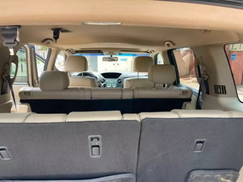Honda Pilot - 2011