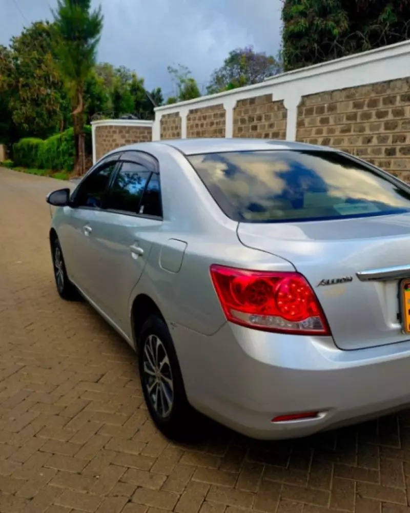 Toyota Allion    - 2015