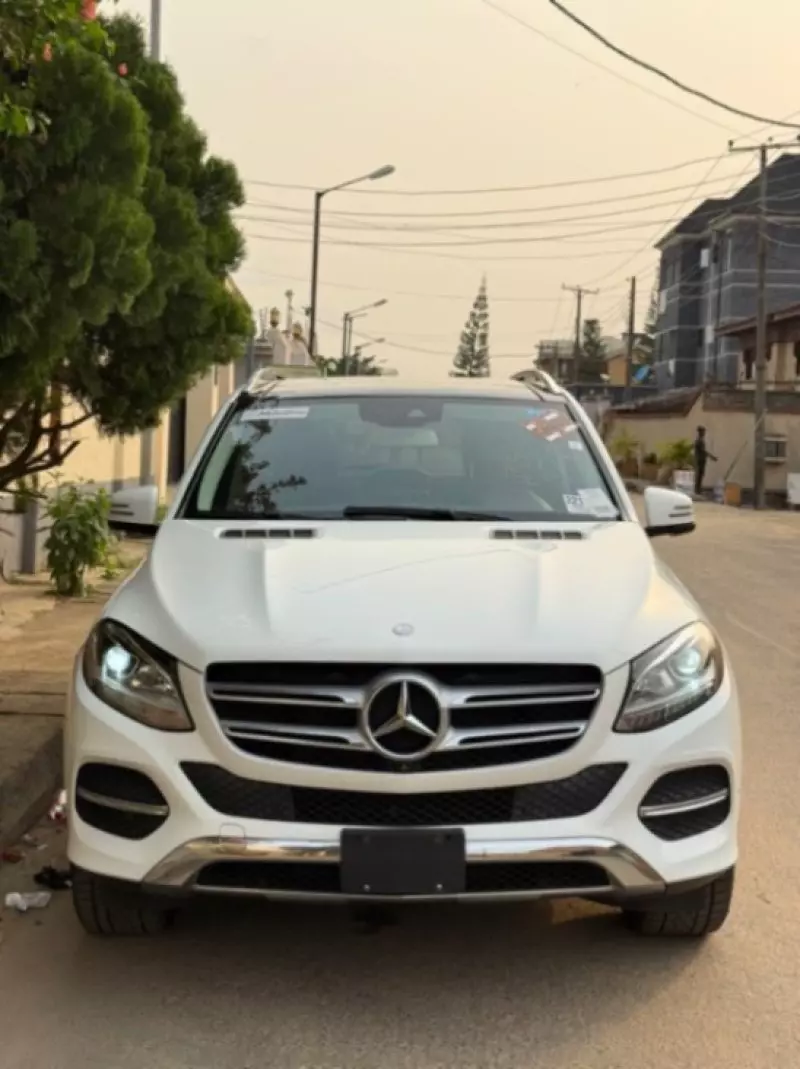 Mercedes-Benz GLE 350   - 2016