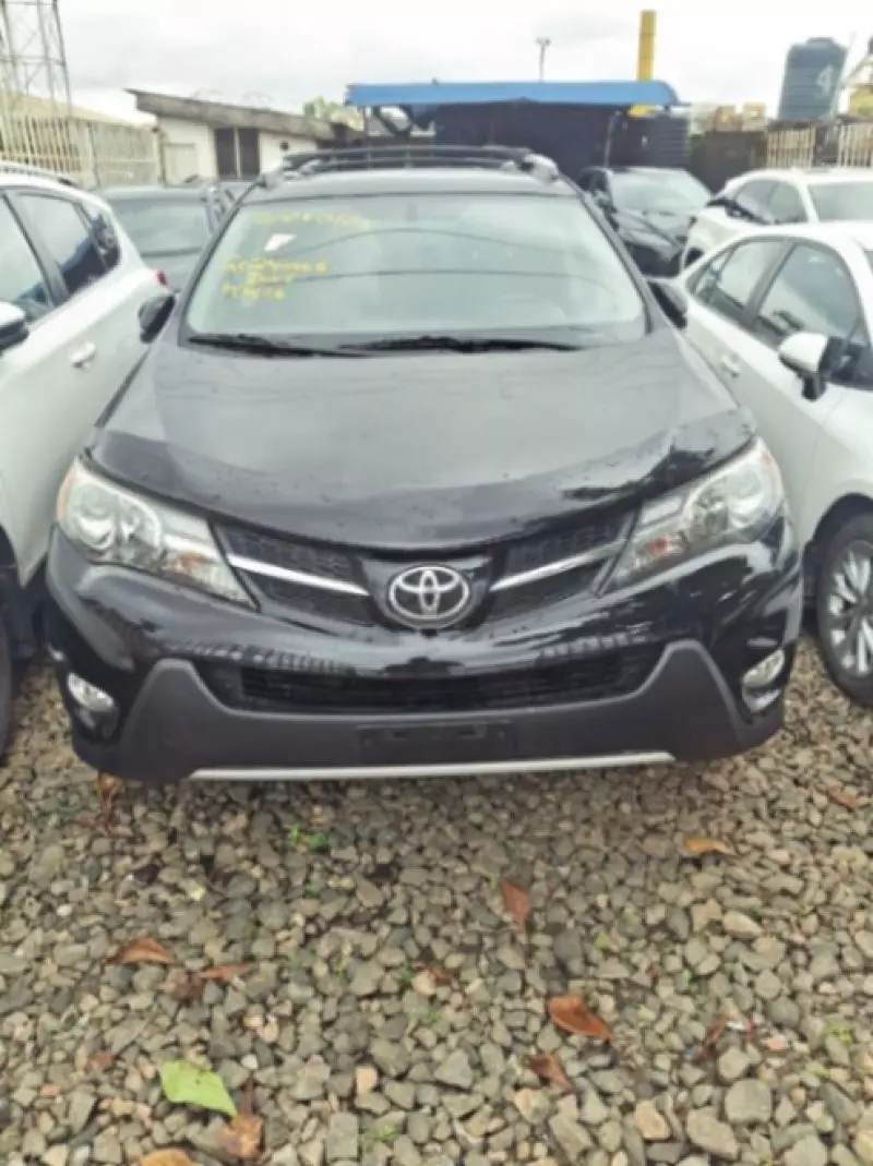 TOYOTA RAV 4   - 2015