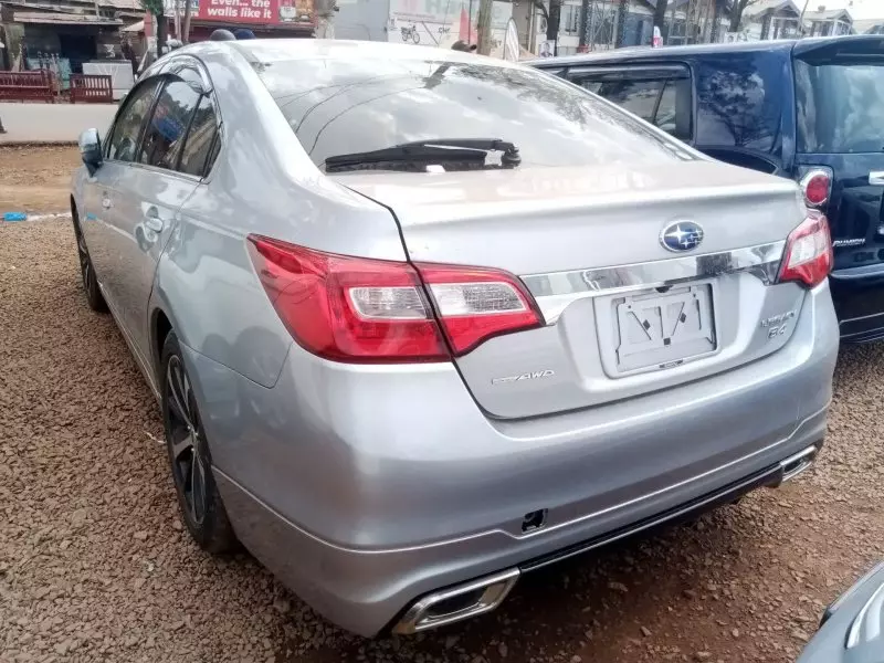 Subaru Legacy B4   - 2015