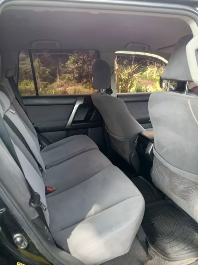 Toyota Landcruiser Prado   - 2012