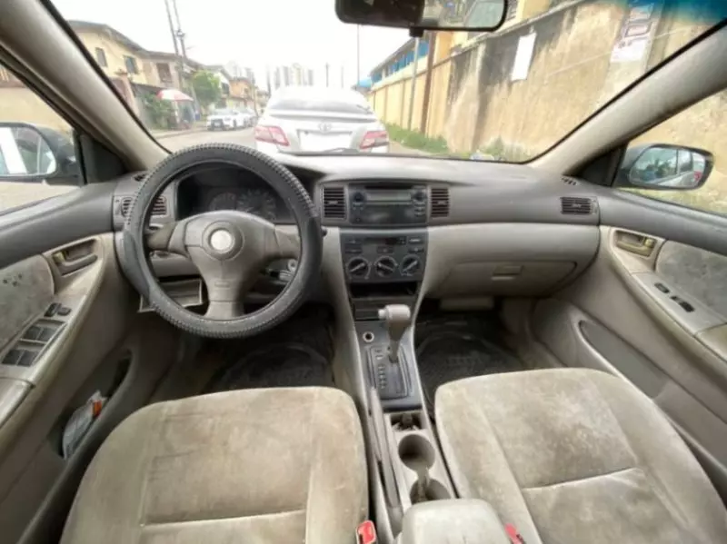 Toyota Camry - 2013