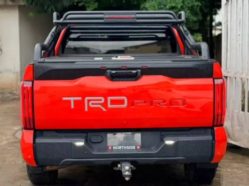 TOYOTA Tacoma   - 2023