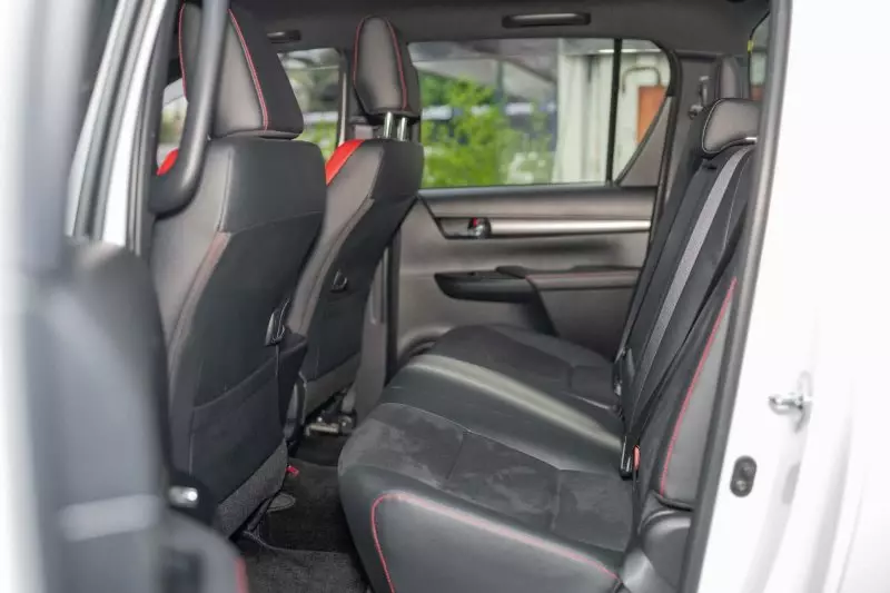 TOYOTA Hilux Revo    - 2022
