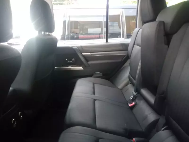 Mitsubishi Pajero   - 2011