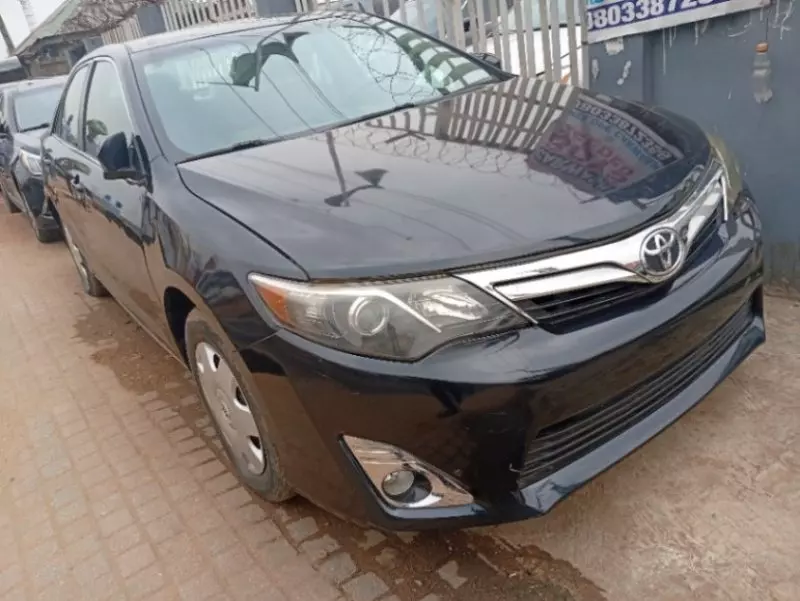 Toyota Camry   - 2012
