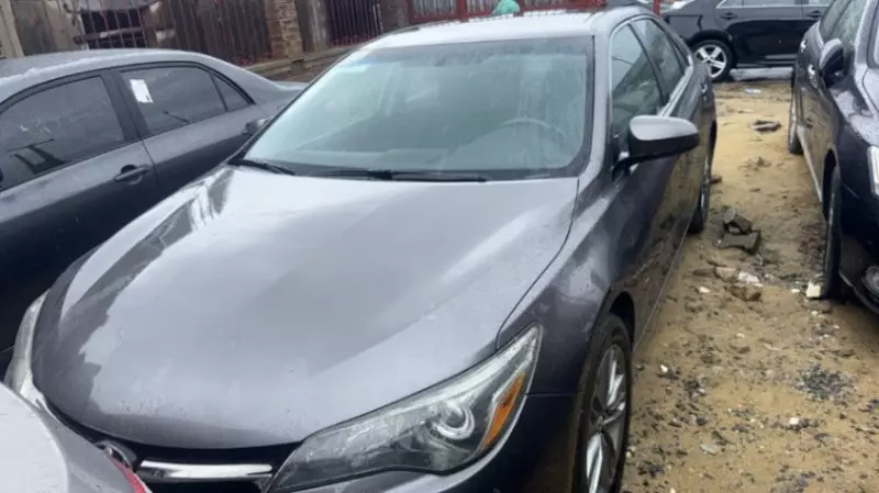 TOYOTA Camry - 2015