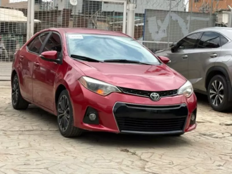 TOYOTA Corolla   - 2015