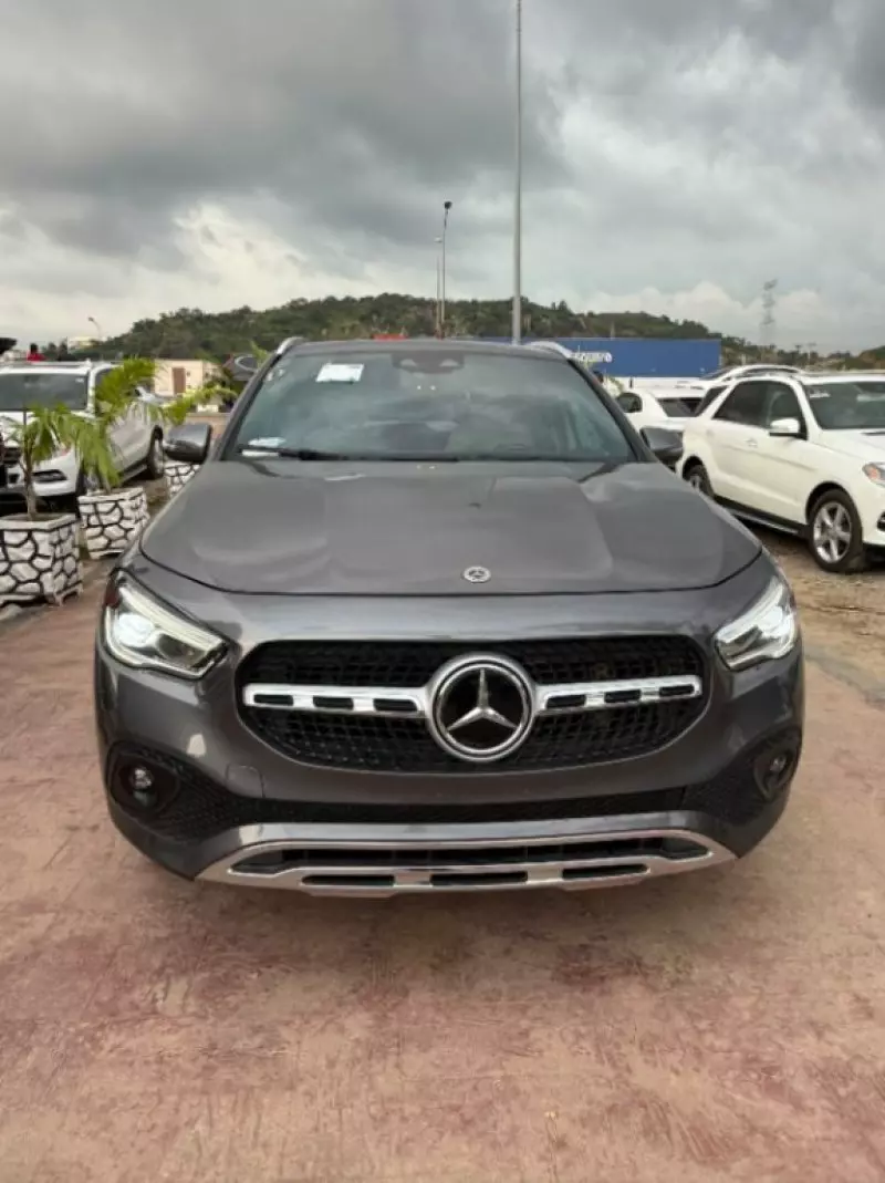 Mercedes-Benz 250   - 2021