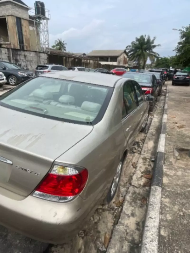 TOYOTA Camry   - 2006