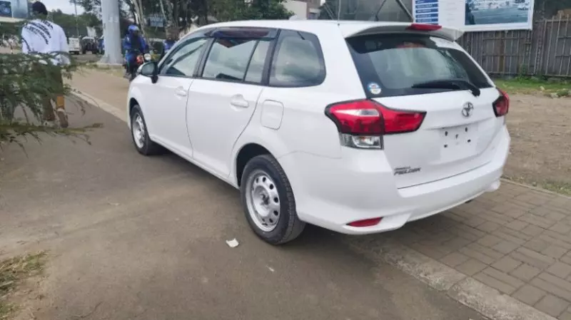 Toyota Fielder    - 2019