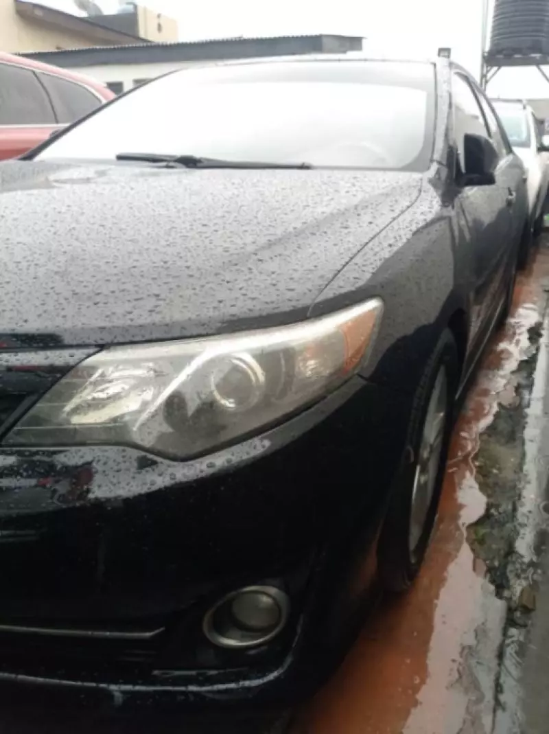 TOYOTA Camry   - 2014
