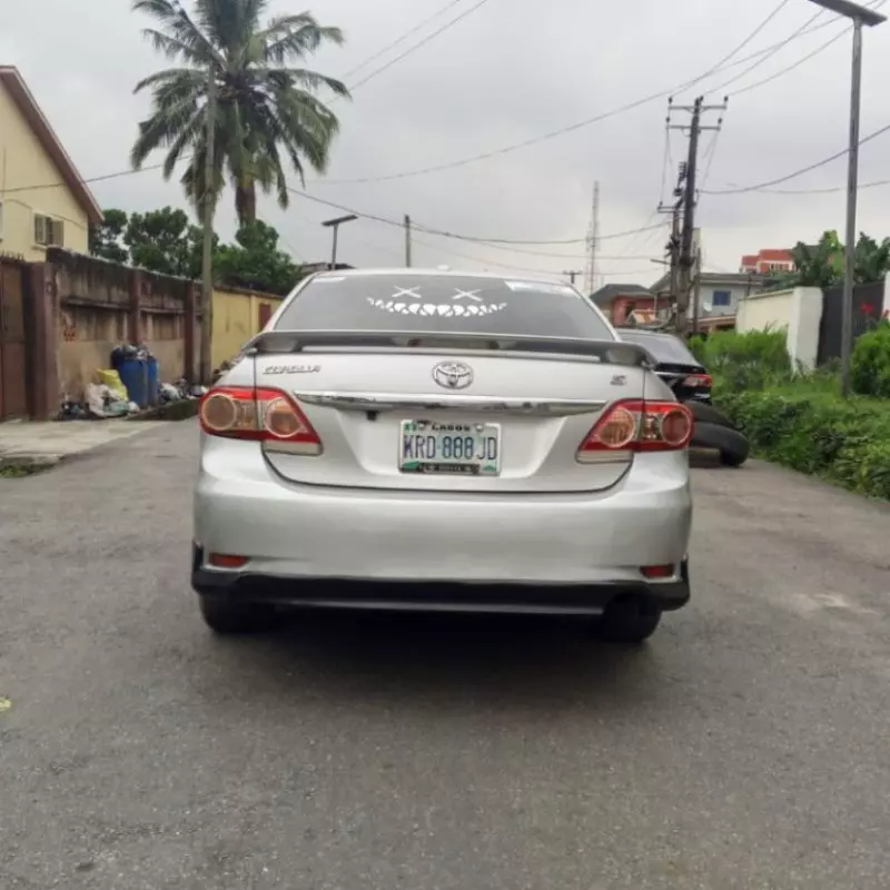 TOYOTA Corolla   - 2009