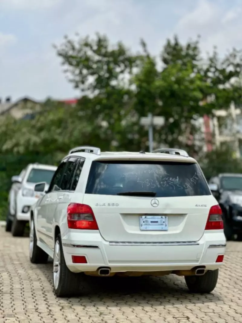 Mercedes-Benz GLK 350   - 2012