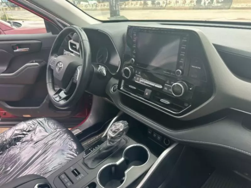 TOYOTA Highlander   - 2020