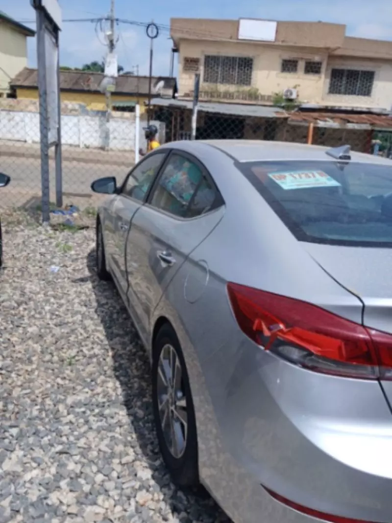Hyundai Elantra   - 2017