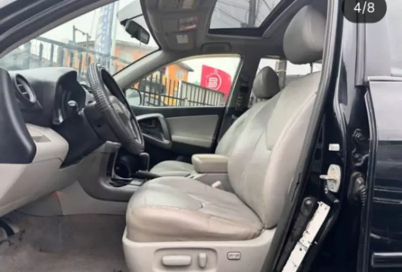 Toyota RAV 4   - 2007