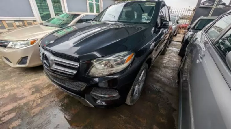Mercedes-Benz GLE 350   - 2016