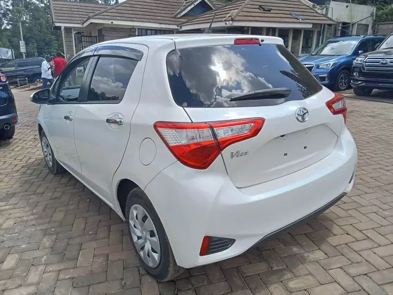 Toyota Vitz   - 2019