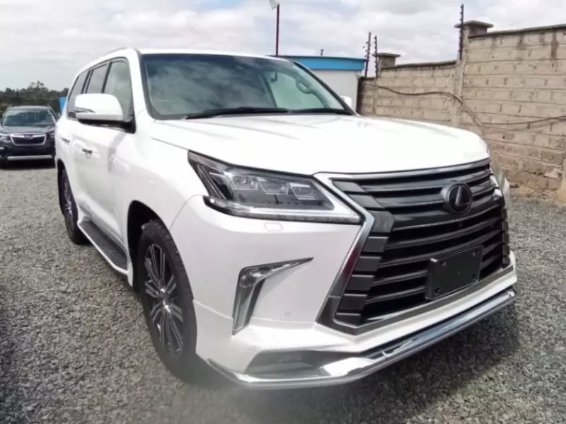 Lexus LX 570   - 2018