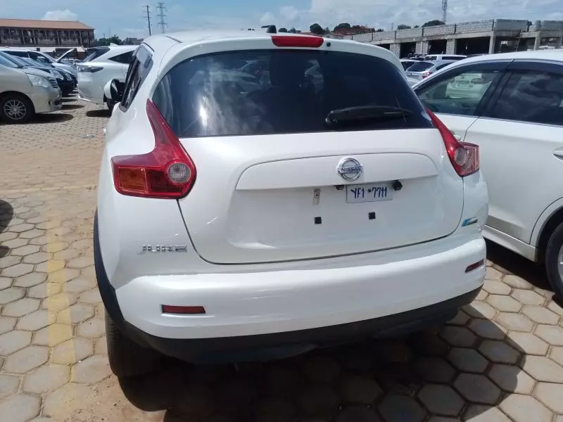 Nissan Juke   - 2012