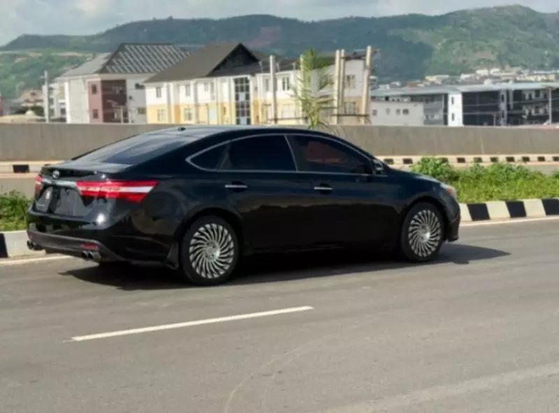 TOYOTA Avalon   - 2014