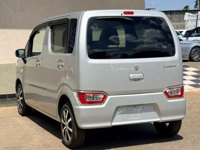 SUZUKI Wagon R   - 2018