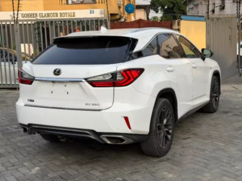 Lexus RX   - 2017
