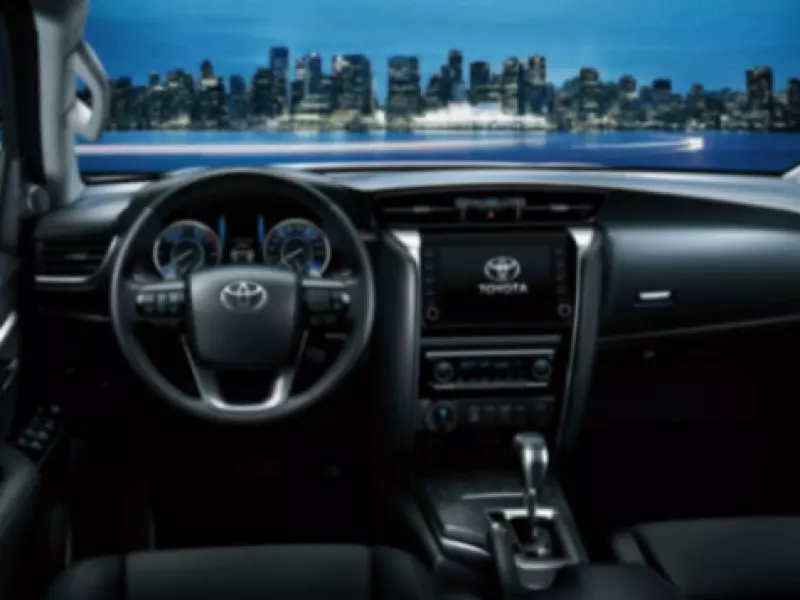 Toyota Fortuner   - 2026