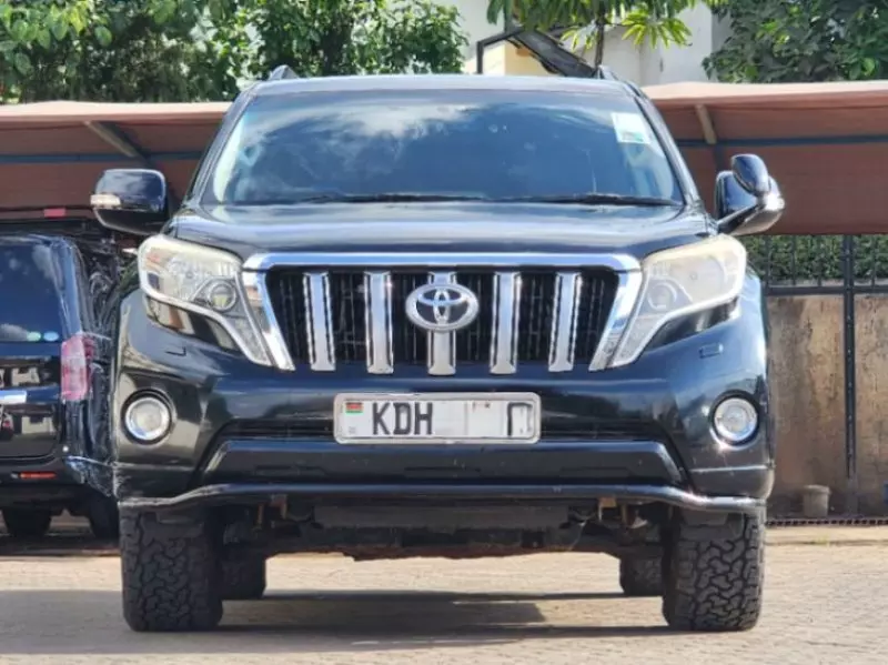 Toyota Landcruiser Prado   - 2015