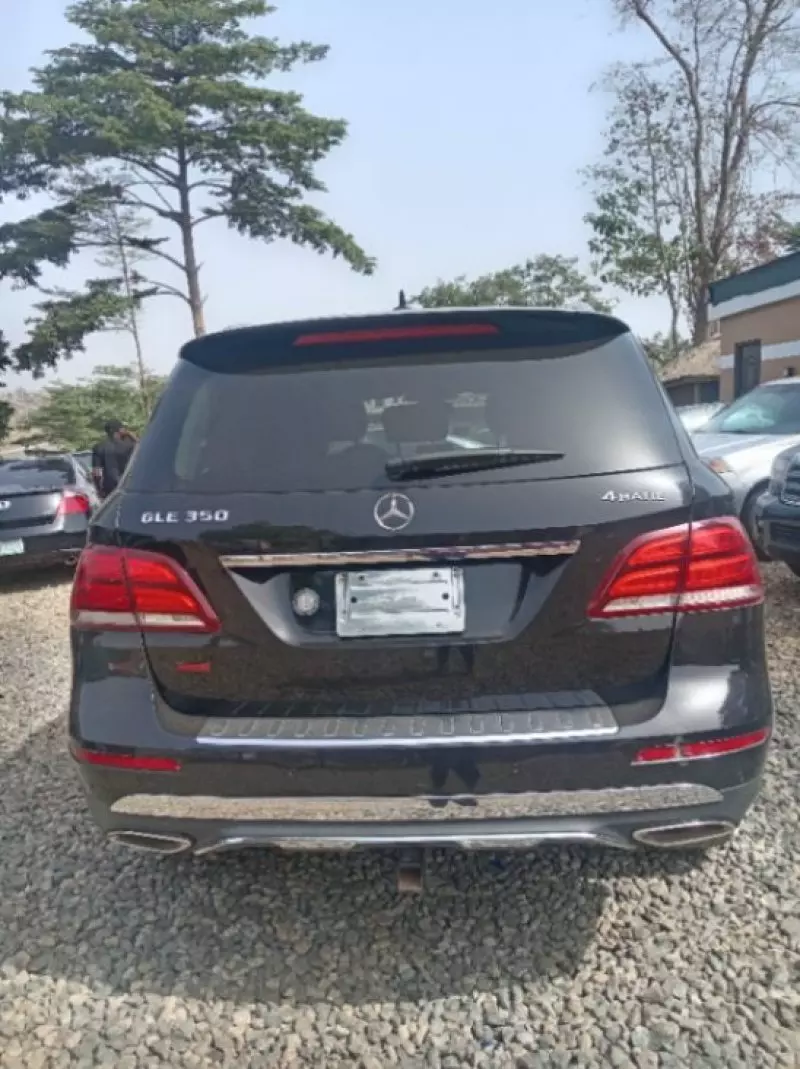Mercedes-Benz GLE 350   - 2016