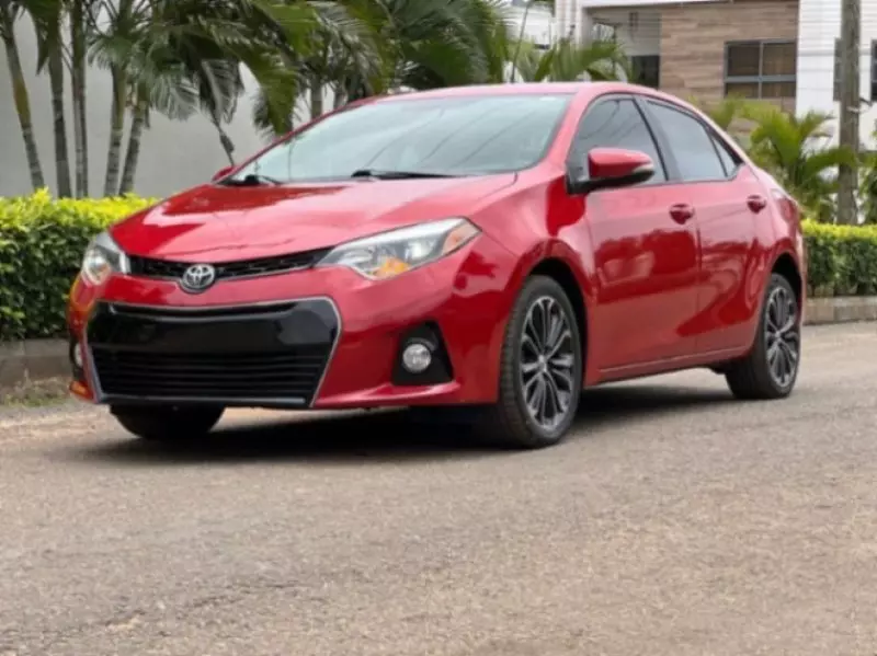 TOYOTA Corolla - 2016