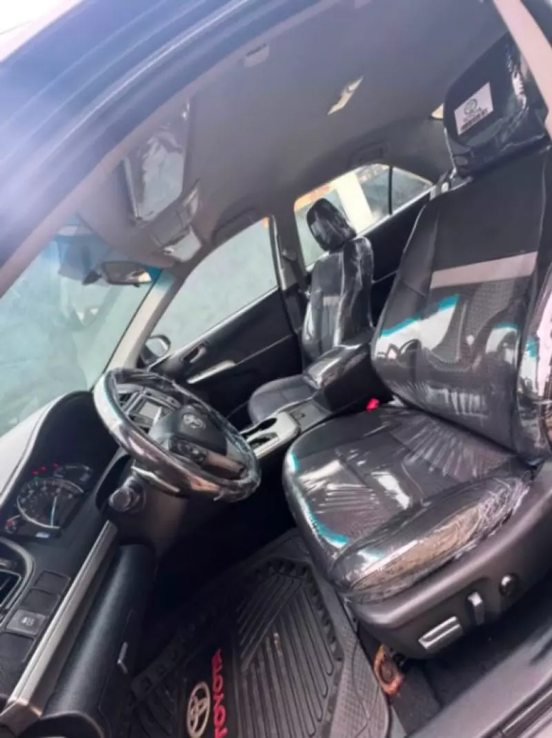 TOYOTA Camry - 2014