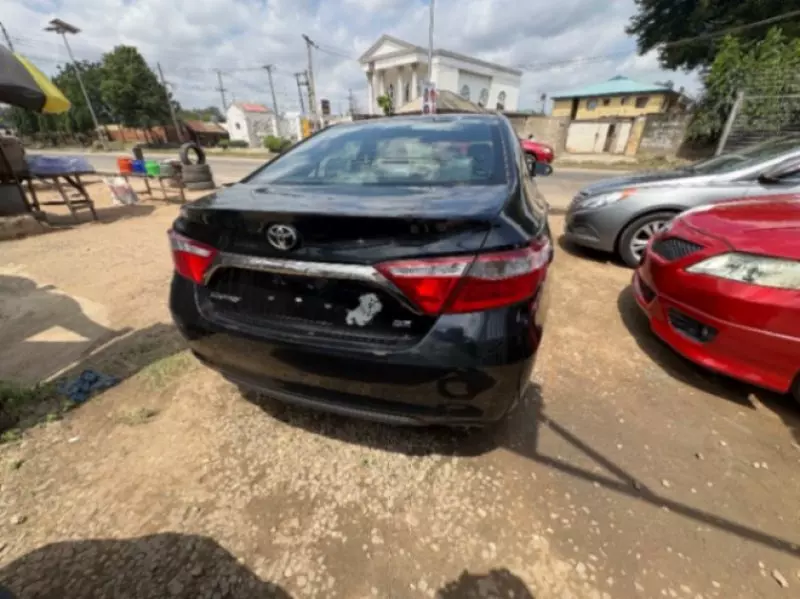 TOYOTA Camry   - 2015