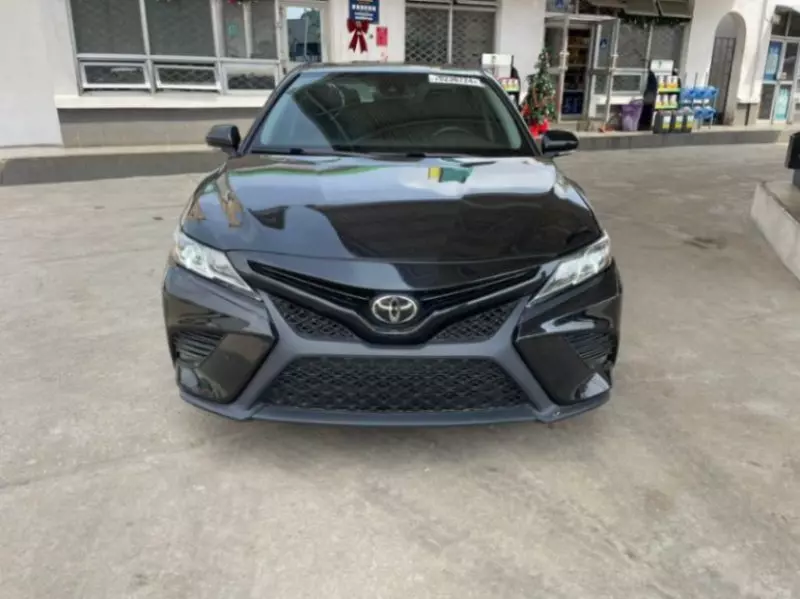 TOYOTA Camry   - 2020