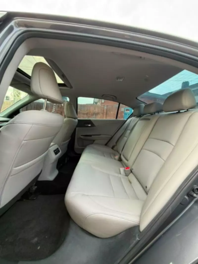 Honda Accord   - 2017