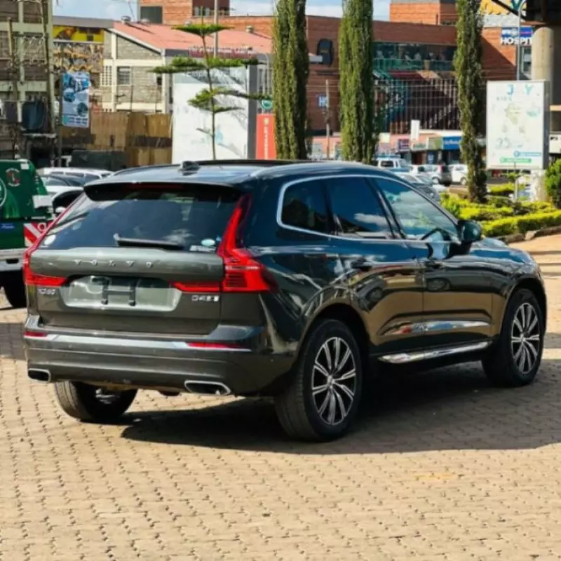 Volvo XC60   - 2020