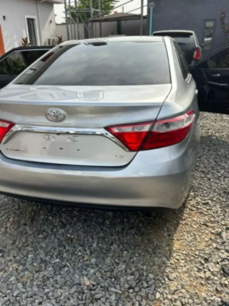 Toyota Camry   - 2017