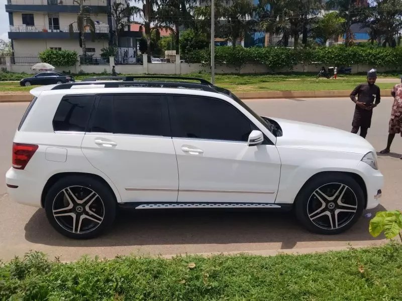 Mercedes-Benz GLK 350   - 2014