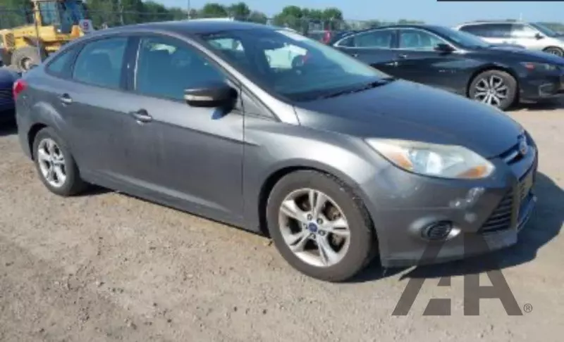 Ford Focus   - 2014