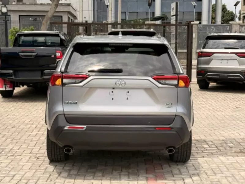 Lexus LX 600   - 2023